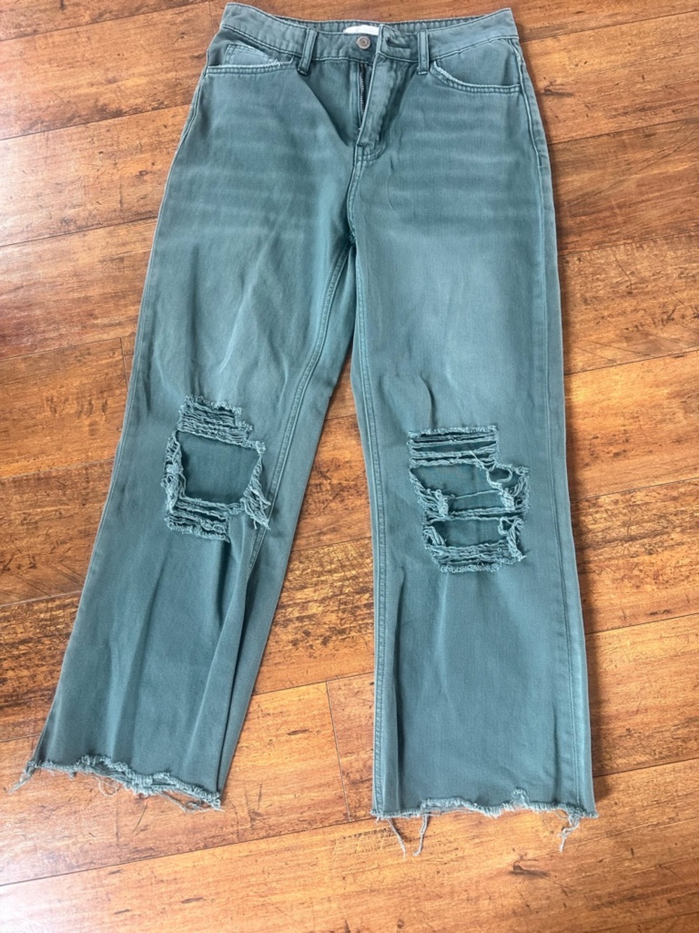 Vervet Distressed Wide-Leg Jeans in army green